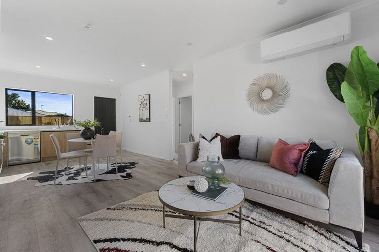 Photo of property in 324u3 Cambridge Road, Hillcrest, Hamilton, 3216