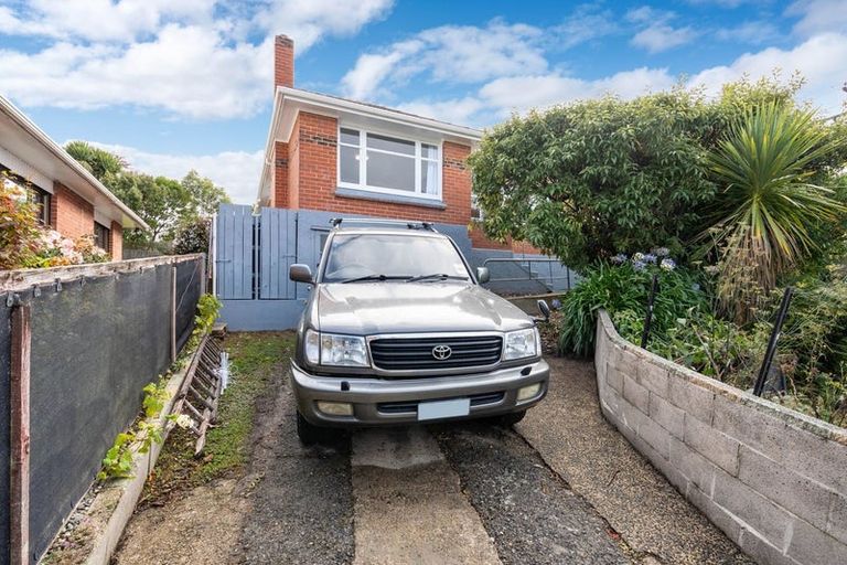 Photo of property in 5 Ayr Street, Kaikorai, Dunedin, 9010