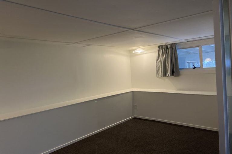 Photo of property in 9 William Souter Street, Forrest Hill, Auckland, 0620