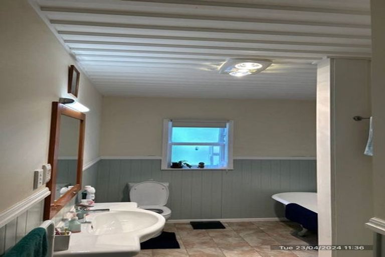 Photo of property in 103 Newman Road, Eketahuna, 4900