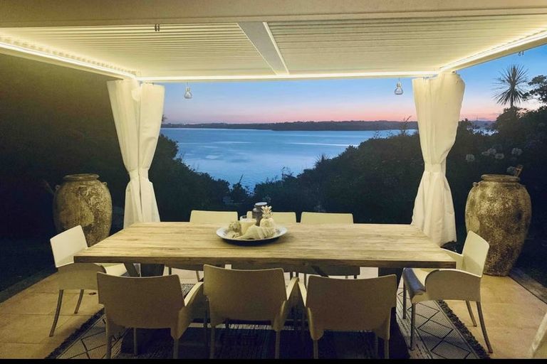 Photo of property in 837a Whangaparaoa Road, Manly, Whangaparaoa, 0930