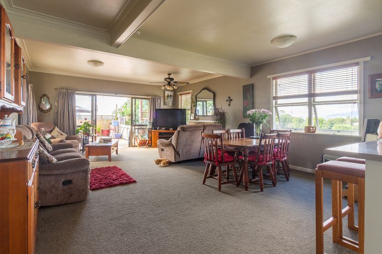 Photo of property in 2 Mcnair Road, Te Awamutu, 3800