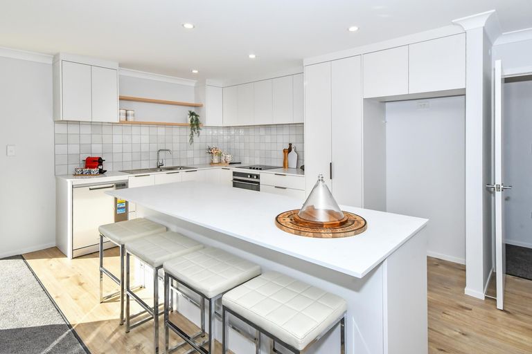 Photo of property in 20b Reidy Place, Pukekohe, 2120
