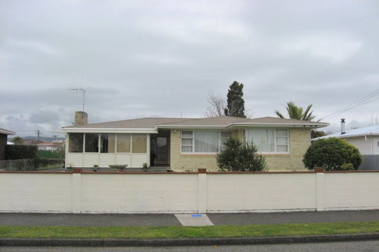 Photo of property in 2 Elizabeth Street, Levin, 5510