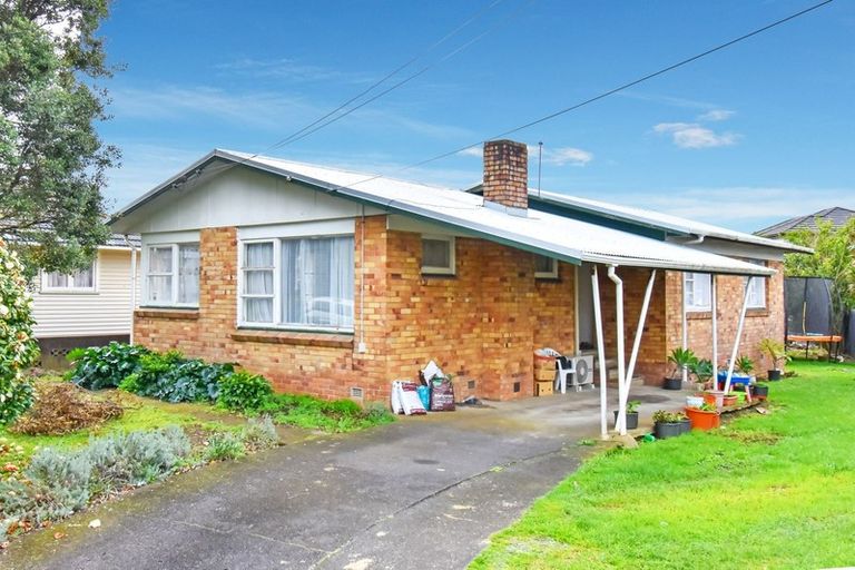 Photo of property in 7 Halswell Street, Mangere East, Auckland, 2024