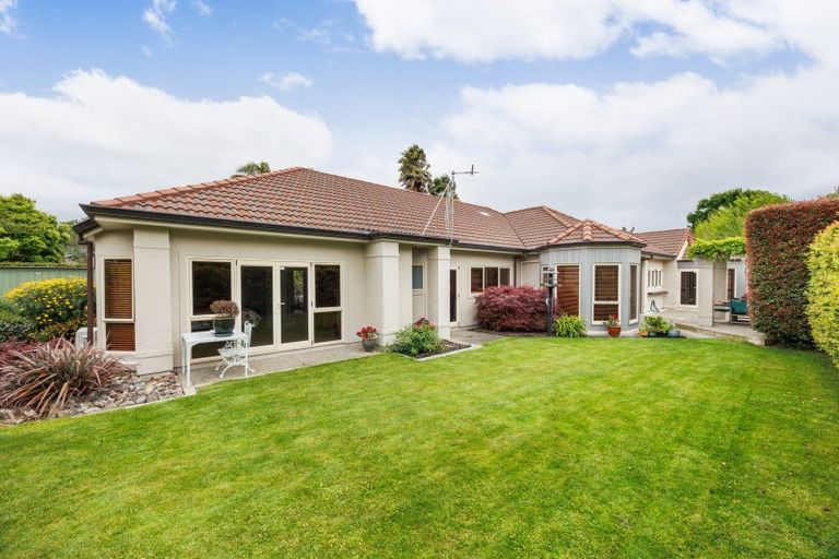 Photo of property in 11 Pastoral Lane, Hokowhitu, Palmerston North, 4410