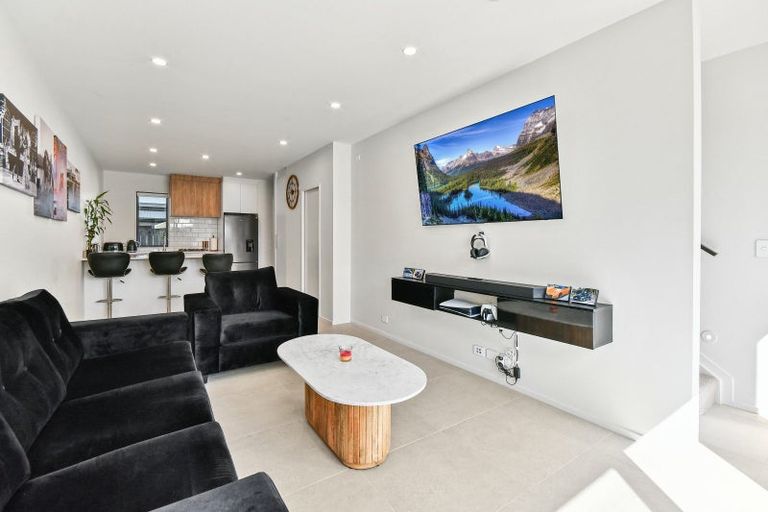 Photo of property in 116 Te Napi Drive, Takanini, Auckland, 2112