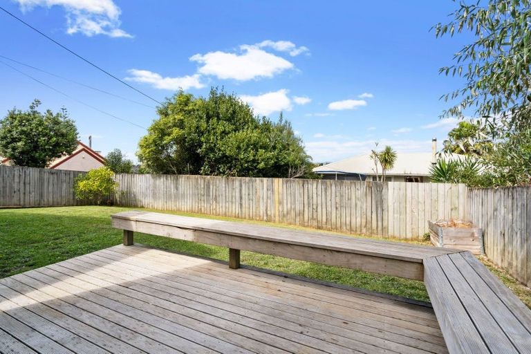Photo of property in 75 Royal Road, Massey, Auckland, 0614