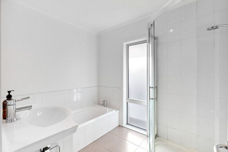 Photo of property in 13 Ernest Kemp Rise, Wharewaka, Taupo, 3330