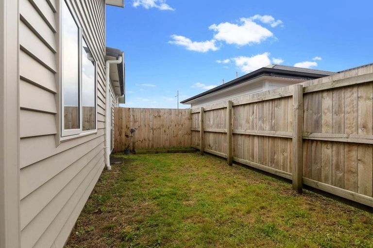 Photo of property in 23 Kutukutu Street, Takanini, 2112