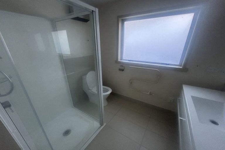 Photo of property in 16 Bale Place, Havelock North, 4130