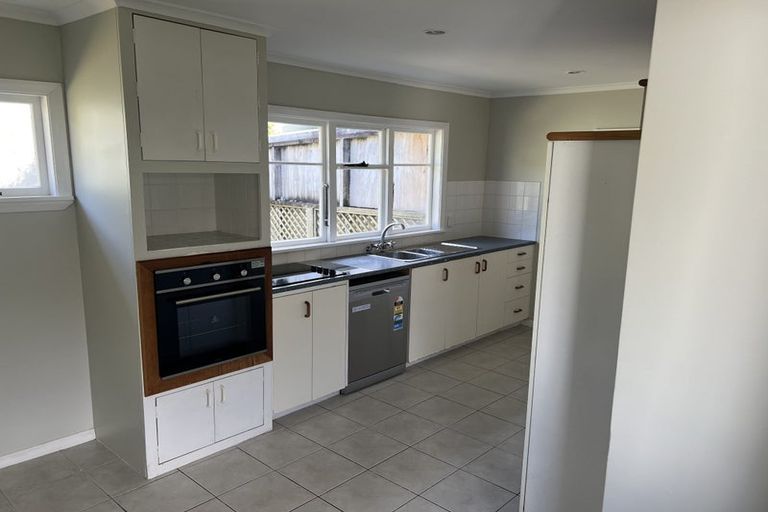 Photo of property in 31 Burden Avenue, Wainuiomata, Lower Hutt, 5014