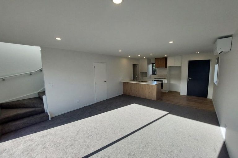 Photo of property in 2/116b Cranford Street, St Albans, Christchurch, 8014