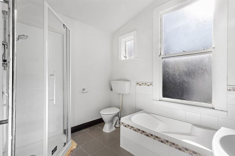 Photo of property in 7 Defoe Place, Waltham, Christchurch, 8023