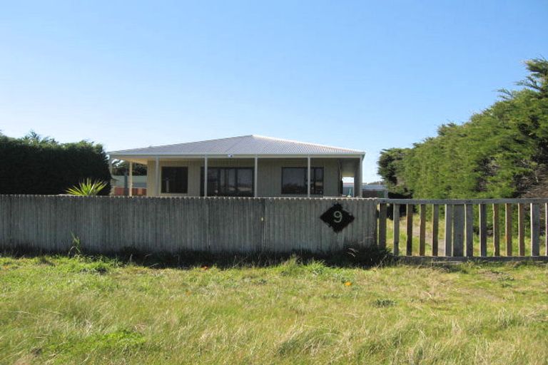 Photo of property in 9 Kauwhata Street, Himatangi Beach, Foxton, 4891