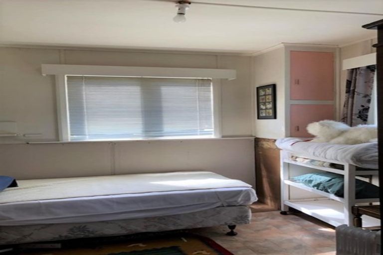 Photo of property in 233 Hokio Sand Road, Hokio Beach, Levin, 5571