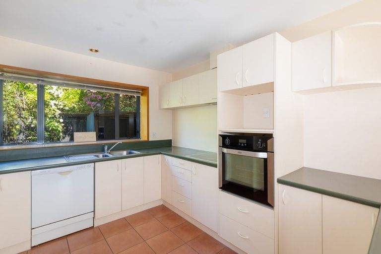 Photo of property in 6 Parkstone Avenue, Ilam, Christchurch, 8041