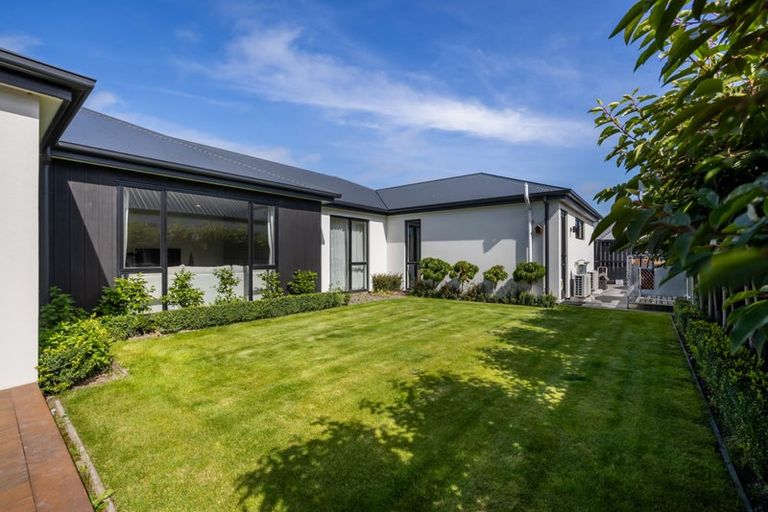 Photo of property in 99 Aviemore Drive, Marshland, Christchurch, 8083