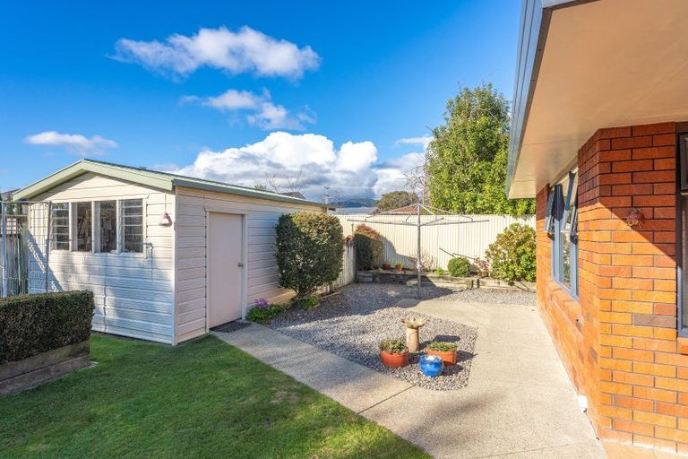 Photo of property in 5 Tararua Crescent, Otaki, 5512