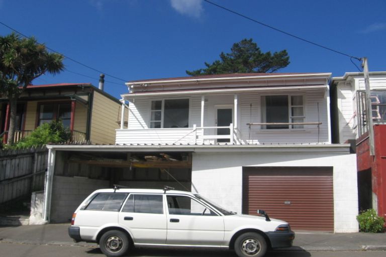 Photo of property in 49 Mckinley Crescent, Brooklyn, Wellington, 6021