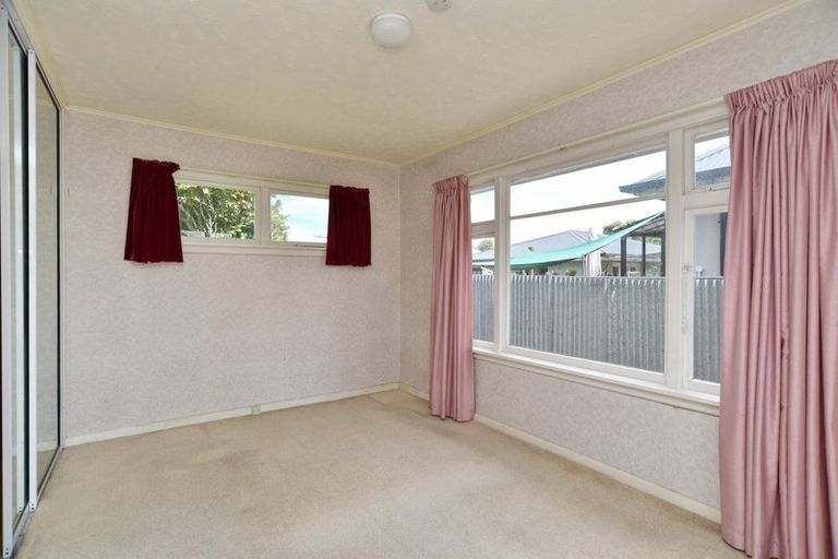 Photo of property in 36 Evesham Crescent, Spreydon, Christchurch, 8024