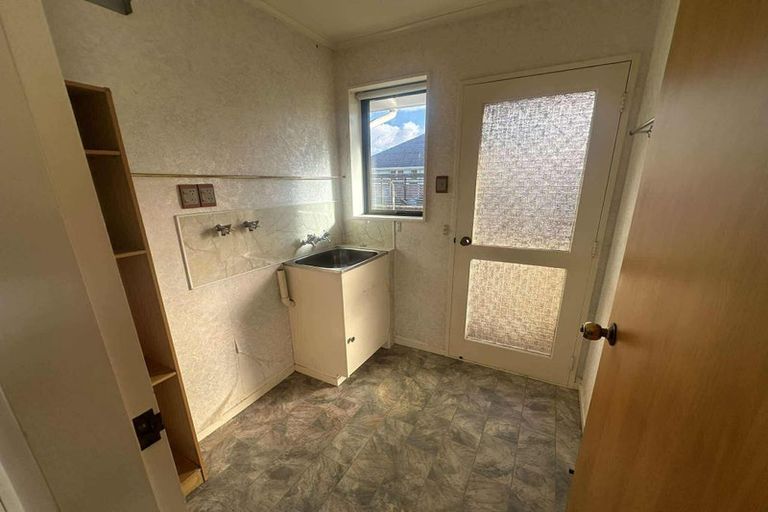 Photo of property in 1/9 Hay Street, Ebdentown, Upper Hutt, 5018