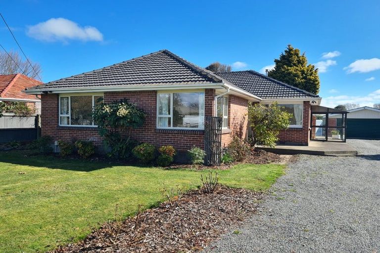 Photo of property in 85 Withells Road, Avonhead, Christchurch, 8042