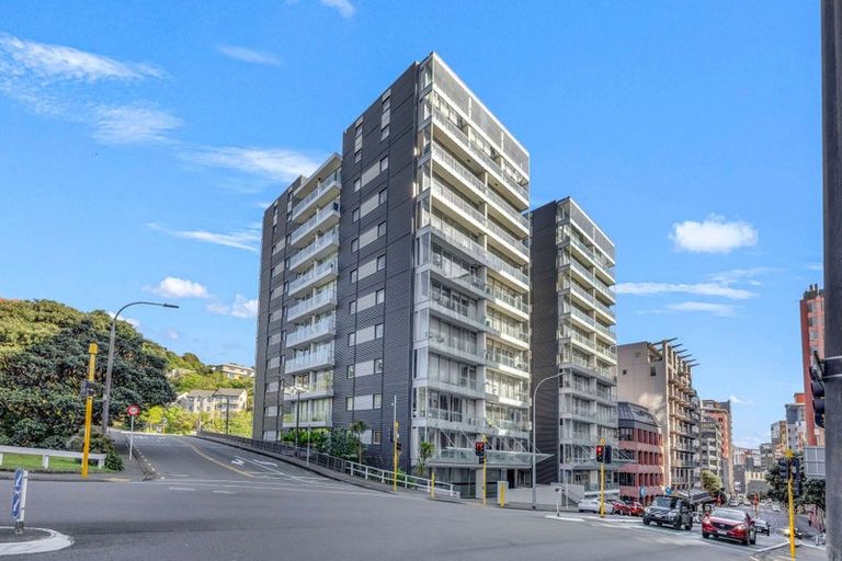Photo of property in Montreaux Apartments, 5g/164 The Terrace, Wellington Central, Wellington, 6011