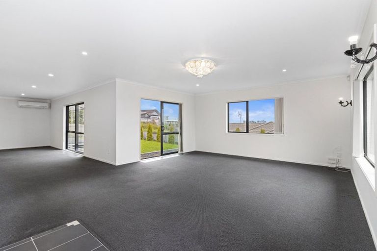 Photo of property in 10 Raddington Way, Huntington, Hamilton, 3210