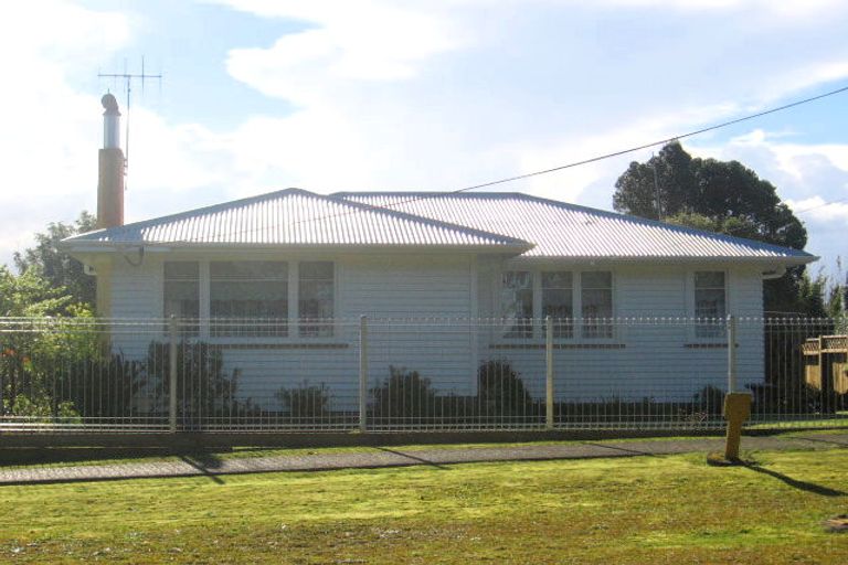 Photo of property in 102 Church Street, Onerahi, Whangarei, 0110