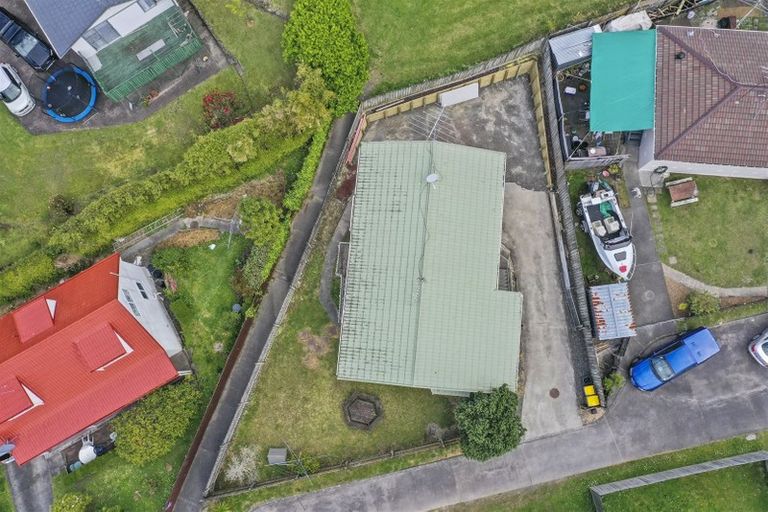 Photo of property in 41 Loughanure Place, Massey, Auckland, 0614