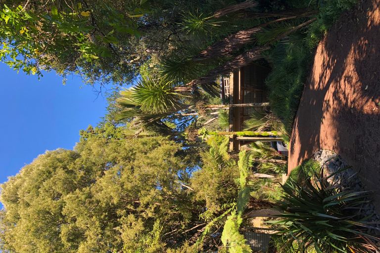 Photo of property in 24 Mahoe Road, Titirangi, Auckland, 0604