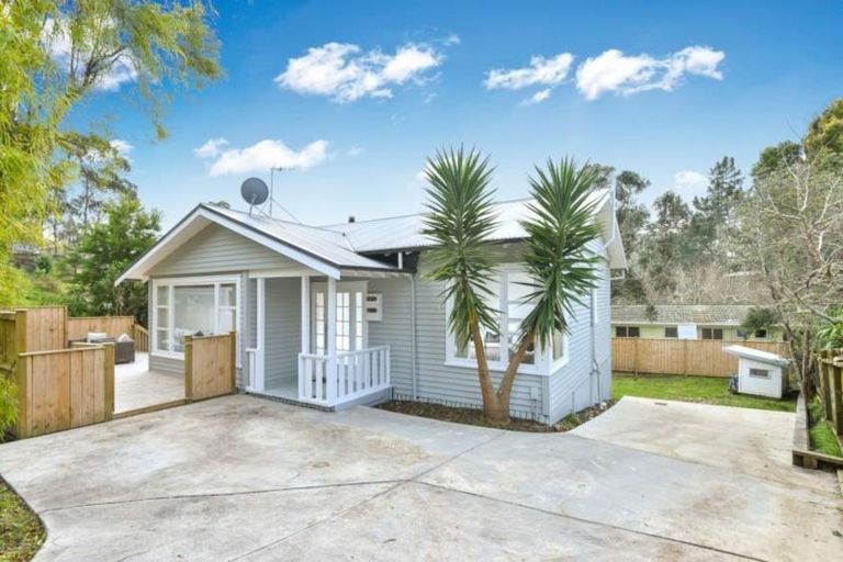 Photo of property in 29 Mcclintock Road, Massey, Auckland, 0614