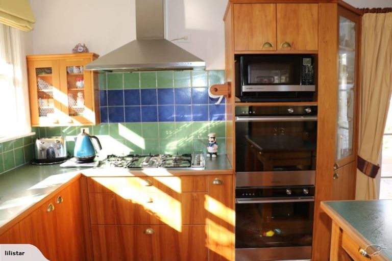 Photo of property in 141 Kawiu Road, Levin, 5510