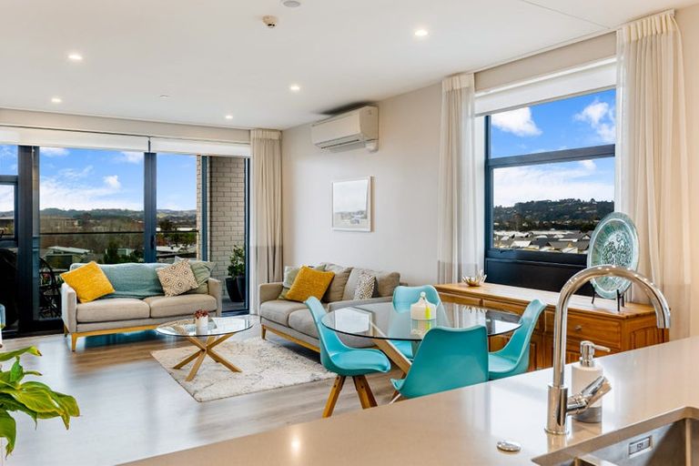 Photo of property in 306/2 Onekiritea Road, Hobsonville, Auckland, 0616