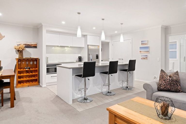 Photo of property in 856a Papamoa Beach Road, Papamoa Beach, Papamoa, 3118