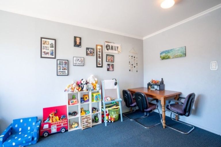 Photo of property in 78 Fairs Road, Milson, Palmerston North, 4414