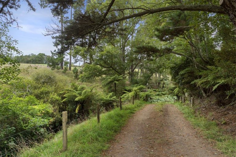 Photo of property in 200 Gelling Road, Hunua, 2583