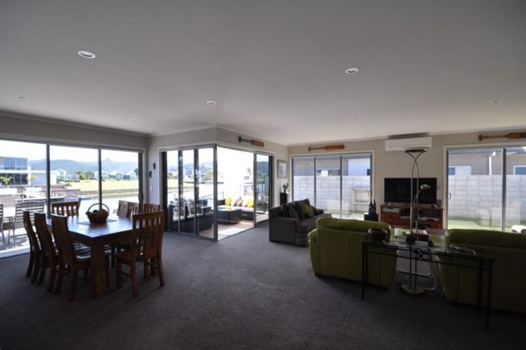 Photo of property in 125 Motu Hei, Pauanui, Hikuai, 3579