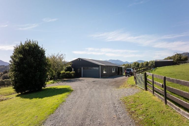 Photo of property in 199 Mangaroa Valley Road, Mangaroa, Upper Hutt, 5371