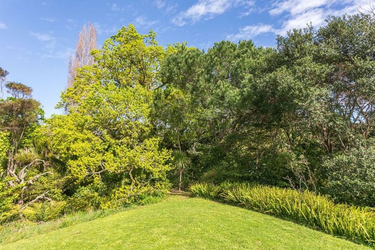 Photo of property in 2565 Rings Road, Coromandel, 3506