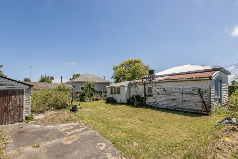 Photo of property in 210 Edgeware Road, Edgeware, Christchurch, 8013