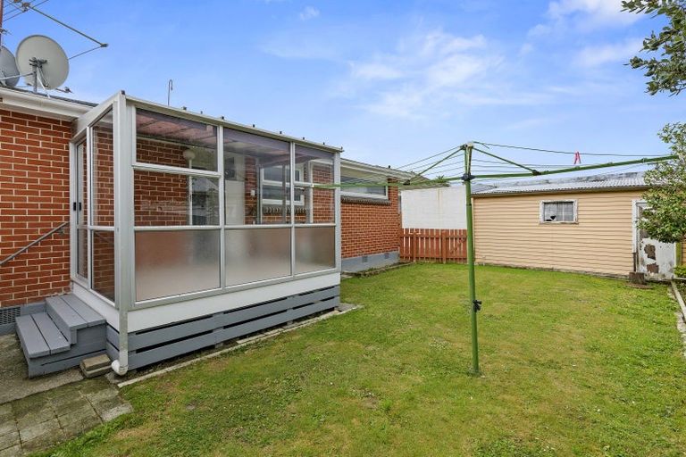 Photo of property in 8a Stamford Grove, Avalon, Lower Hutt, 5011