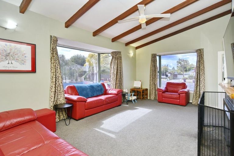 Photo of property in 7 Marlin Place, Mairehau, Christchurch, 8013