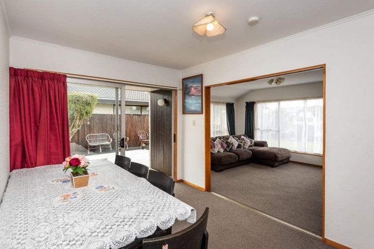 Photo of property in 5 Gibbs Drive, Woodend, 7610