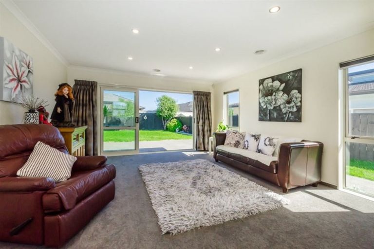 Photo of property in 56 Kotuku Drive, Paraparaumu Beach, Paraparaumu, 5032