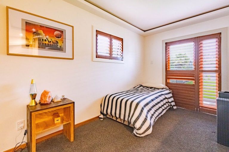 Photo of property in 62 Meeanee Quay, Westshore, Napier, 4110