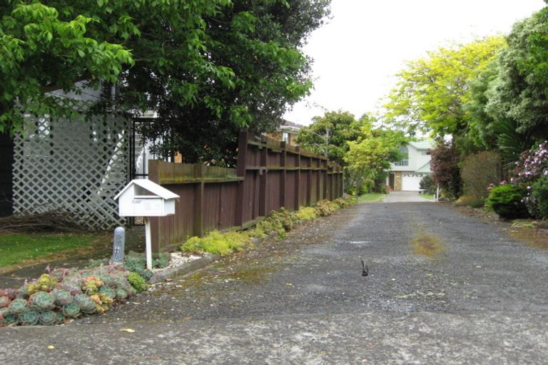 Photo of property in 8 Nadine Place, Mangere Bridge, Auckland, 2022