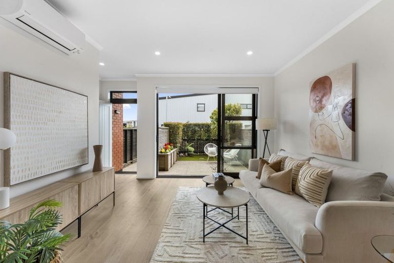 Photo of property in 62 Walter Merton Road, Hobsonville, Auckland, 0616