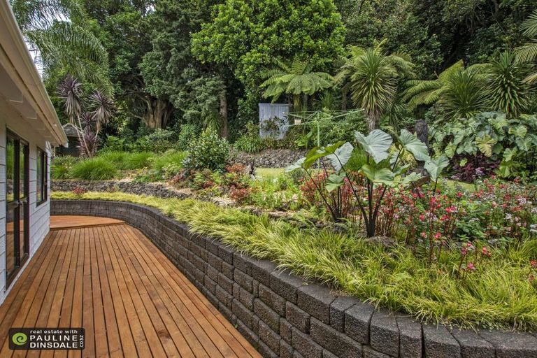 Photo of property in 17 Granfield Place, Te Kamo, Whangarei, 0112